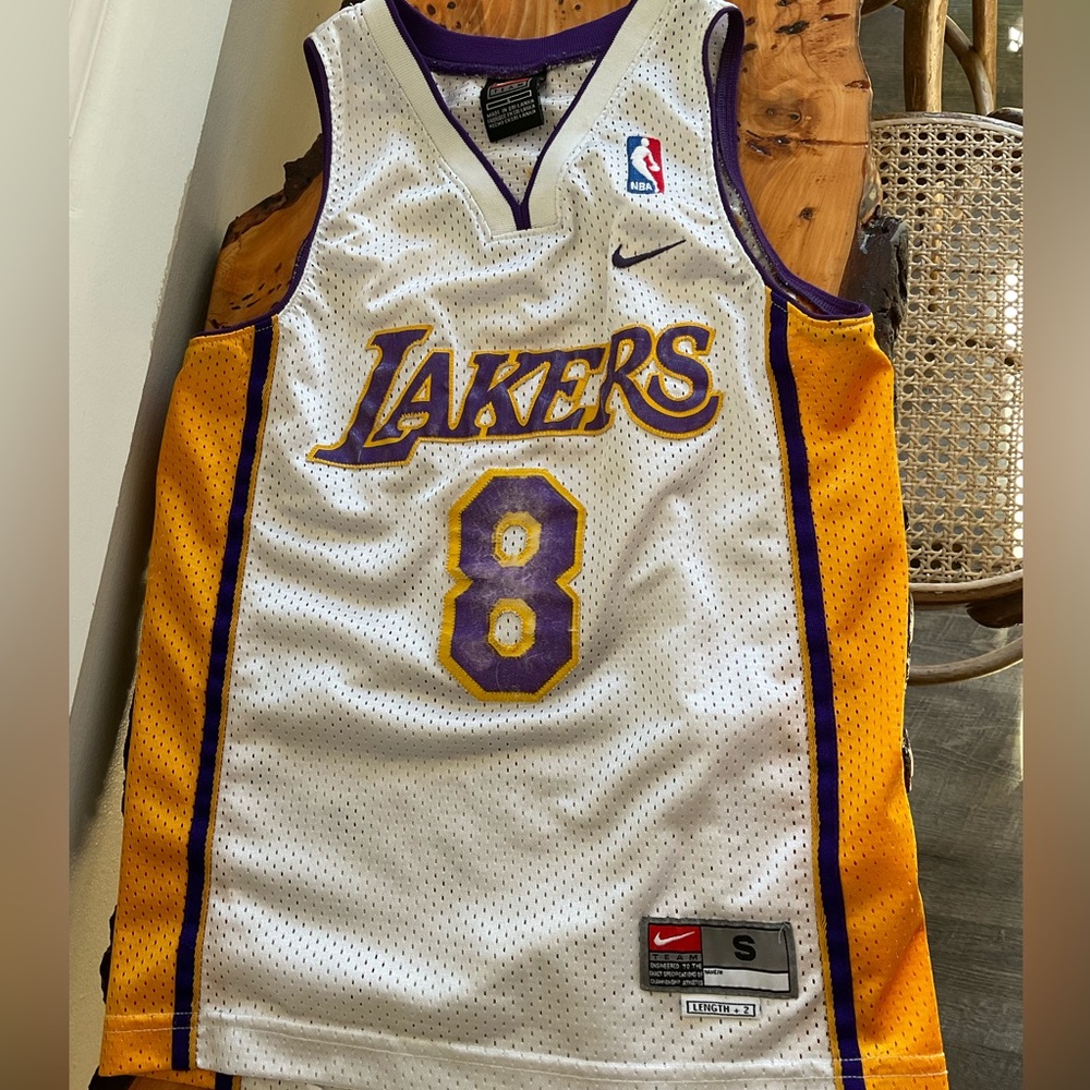 Kobe Bryant Lakers Vintage Jersey Nike